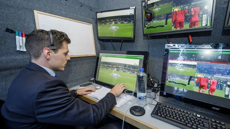 Advantages and disadvantages of VAR technology